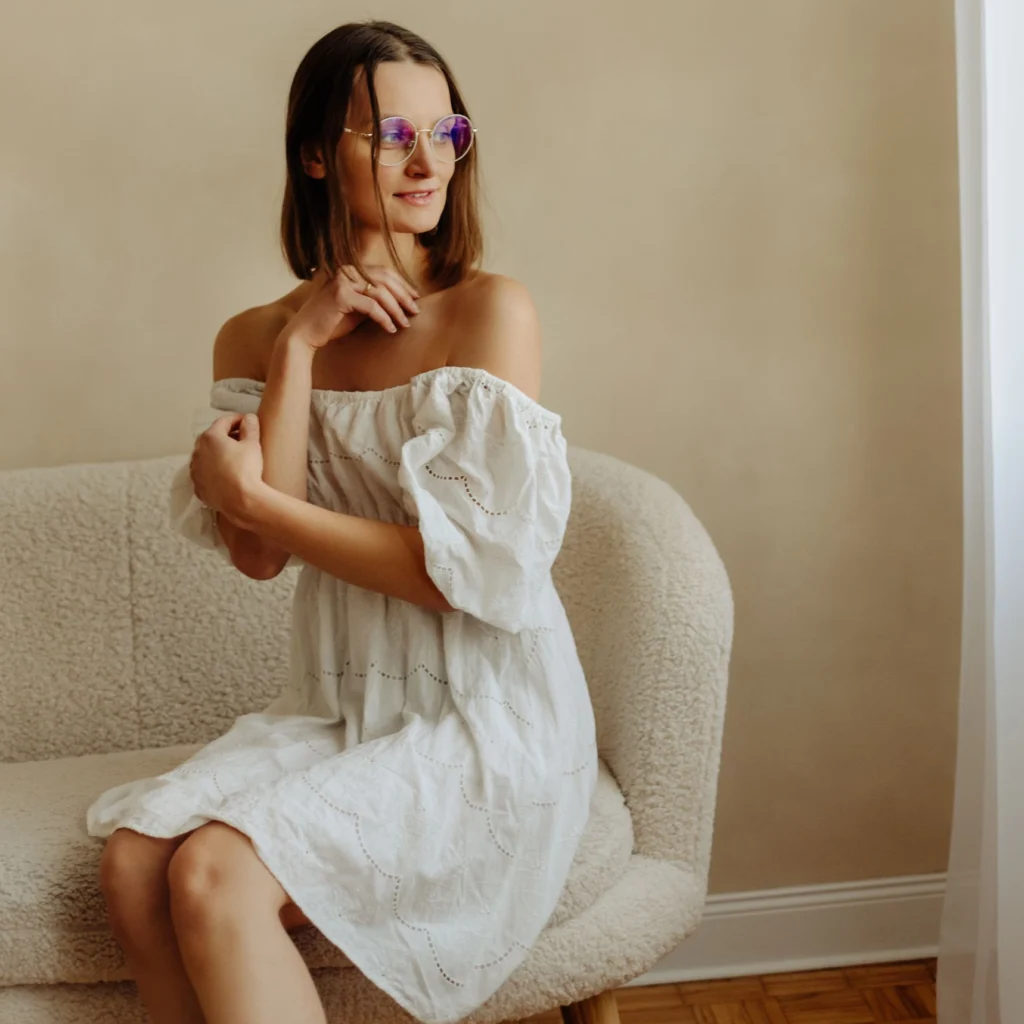 aneta kmieć-wawrzyniak, autorka i ilustratorka książek, wartościowe książki dla dzieci i powieści obyczajowe